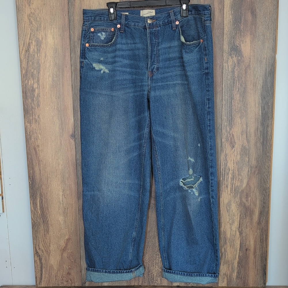 Universal Thread Mid Rise 90s Baggy Distressed Jeans 14                     V287